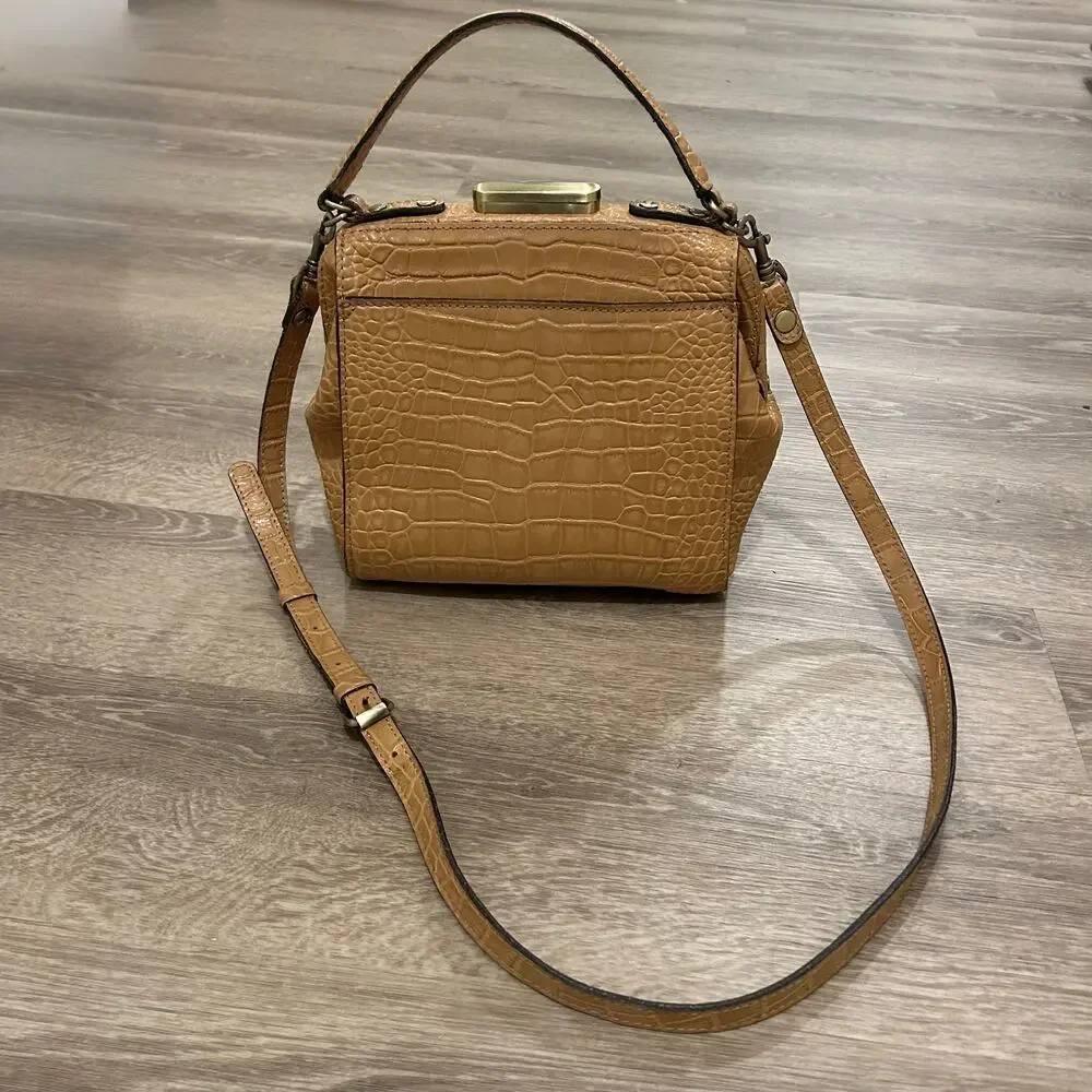 Patricia‎ Nash Nela Croc Embossed Leather Satchel Biscuit Top Handle Crossbody